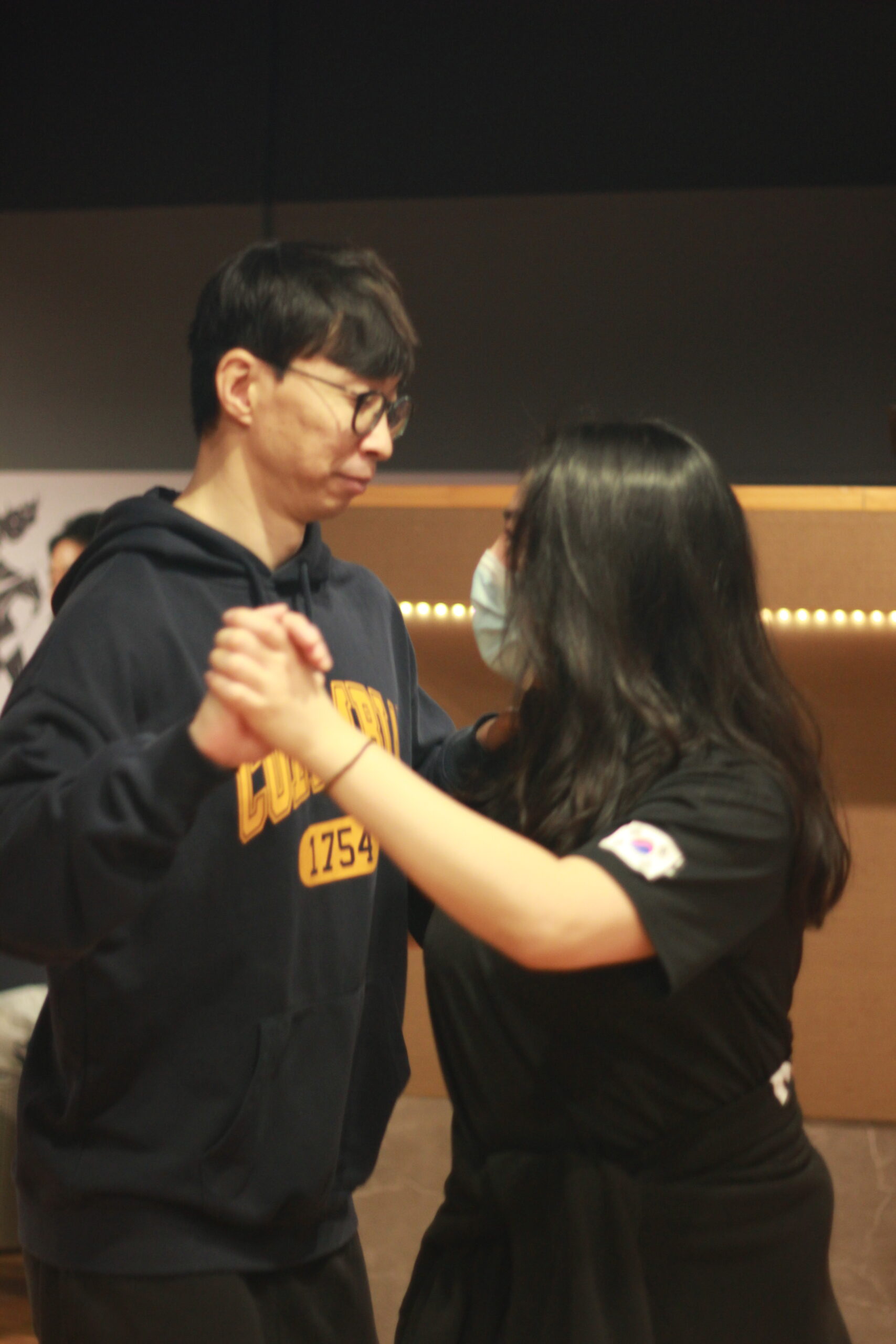 [탱고 수업후기] “네가 아파야 내가 안다”, 웃음꽃 피어난 역지사지 탱고